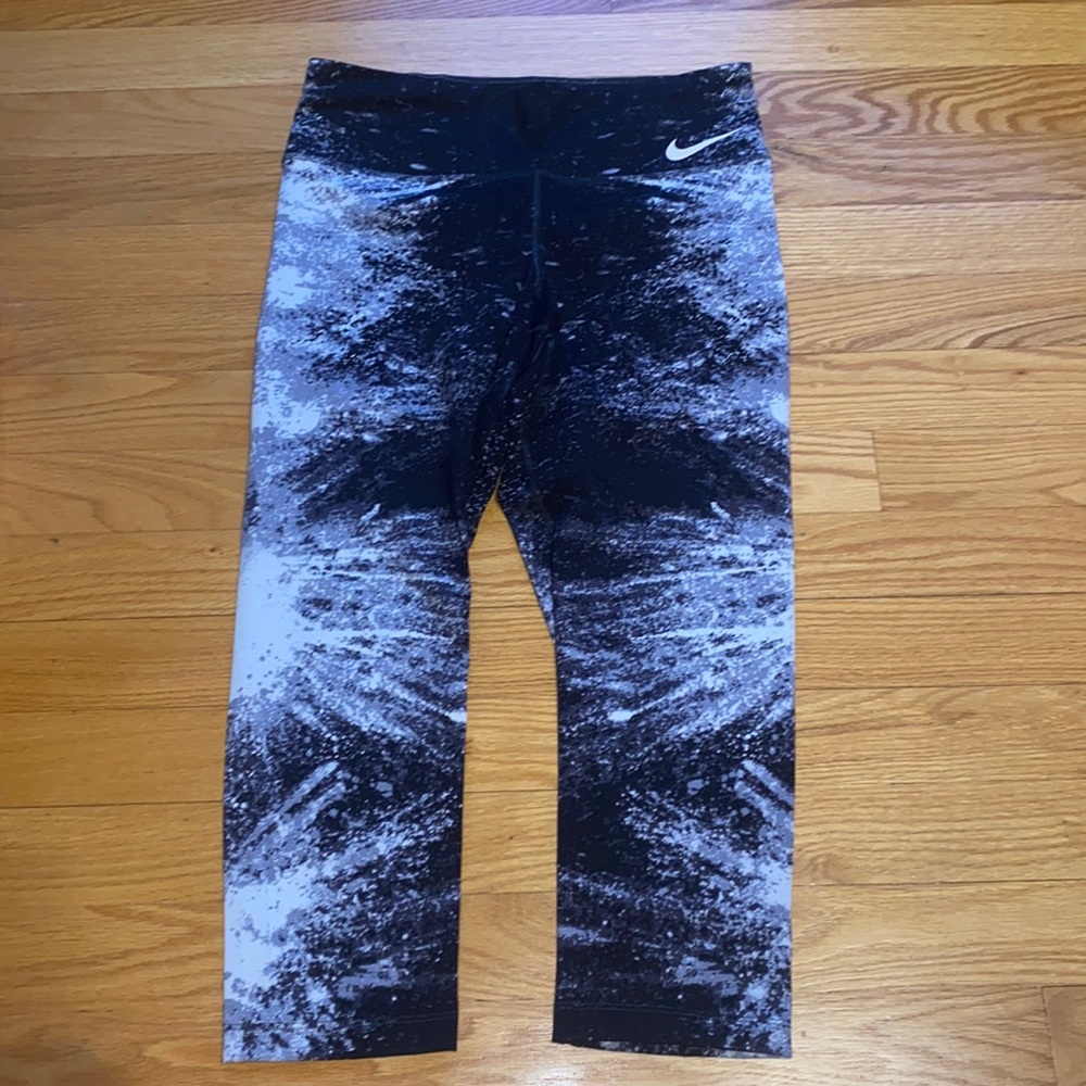 Nike leggings